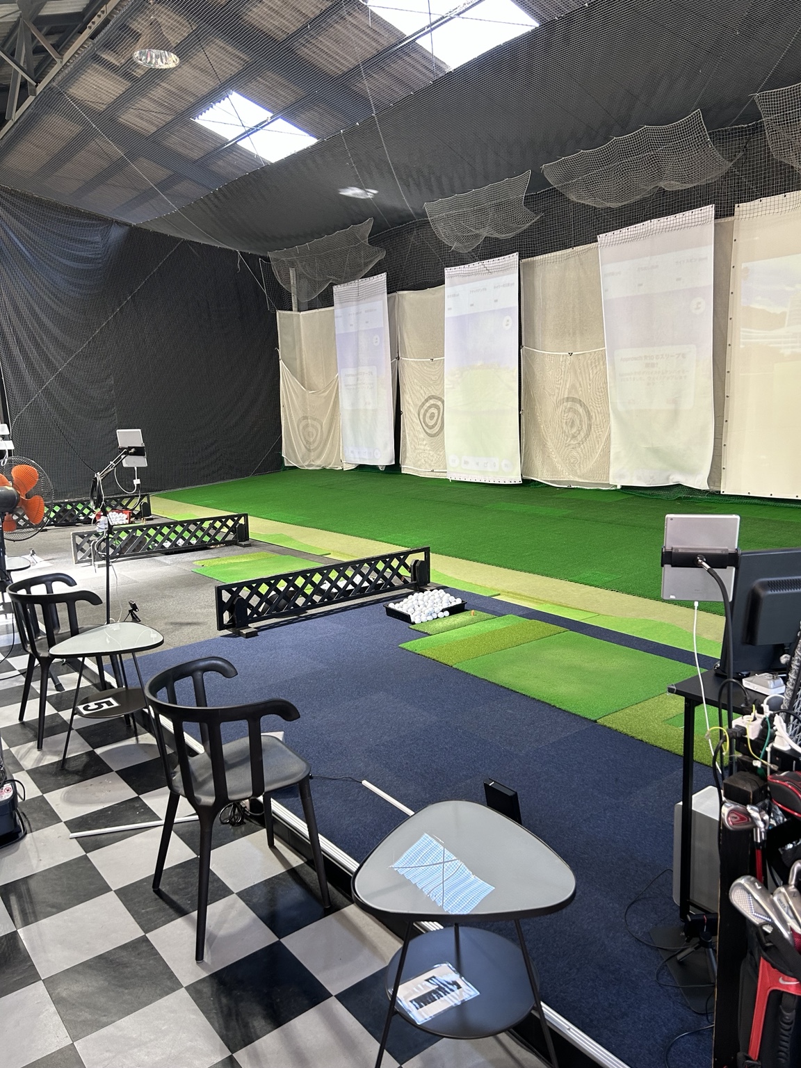 UTB GOLF STUDIOの練習打席